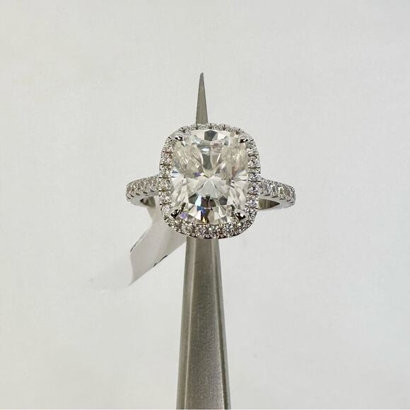 Cushion Cut Moissanite Ring Brilliant 4 Ct Halo GRA Certified 18K 925 Silver - Picture 4 of 10